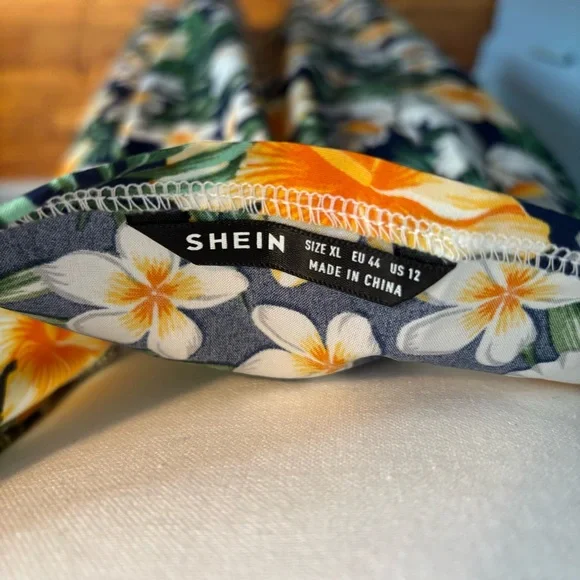 SHEIN Navy Dress with Orange and White Tropical Floral Design - Picture 6 of 6